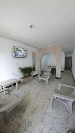Apartamento completo 3 habitaciones 4 camas dobles